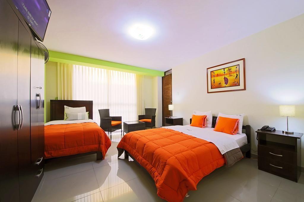 Hostal Florida تشيكلايو المظهر الخارجي الصورة