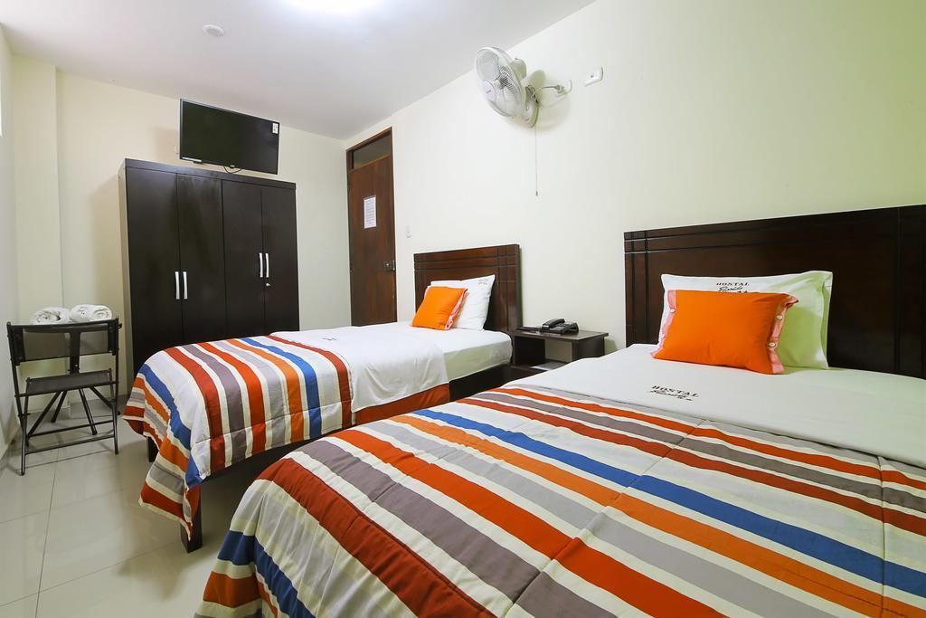 Hostal Florida تشيكلايو المظهر الخارجي الصورة