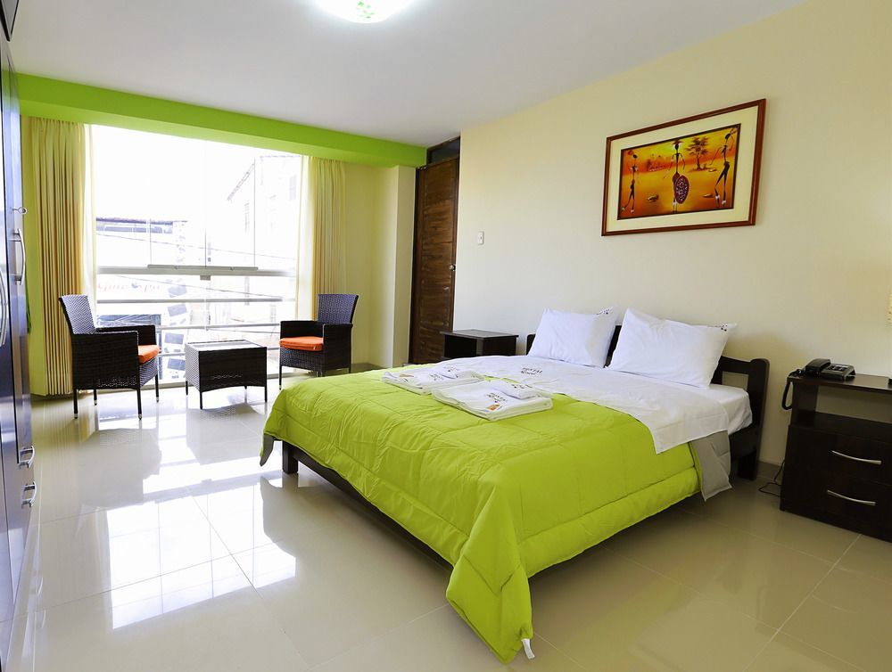 Hostal Florida تشيكلايو المظهر الخارجي الصورة