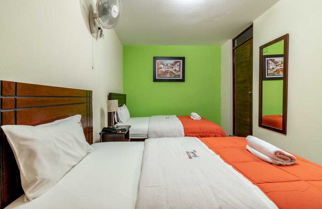 Hostal Florida تشيكلايو المظهر الخارجي الصورة